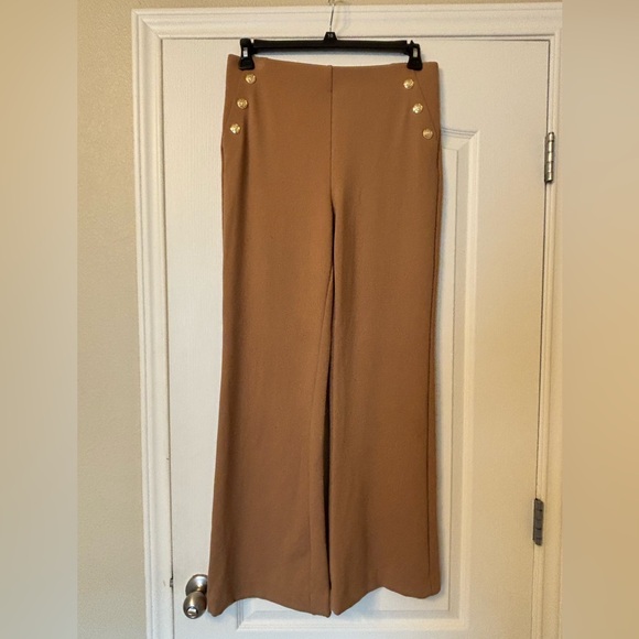 Chico's Camel colored Sailor style wide leg pants Sz 6 Medium Gold buttons - Picture 15 of 15
